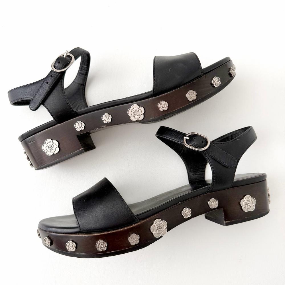 CHANEL | Camellia Logo Wood Platform Clog Sandals Black Calfskin Ankle Strap 39 - Picture 3 of 13